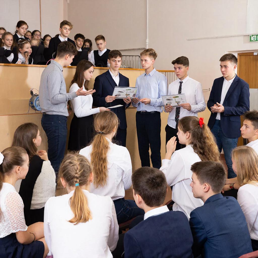 Мастерская будущего: студенты - старшеклассникам о креативных индустриях